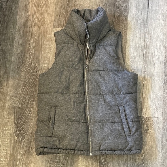 Old Navy Soft Gray Vest - Picture 1 of 3
